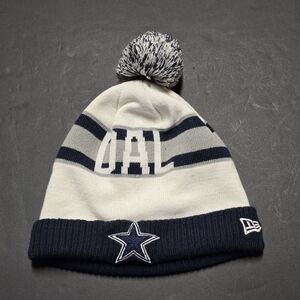 Dallas Cowboys New Era NFL Pom Stocking Cap Winter Beanie Hat White, Gray & Blue